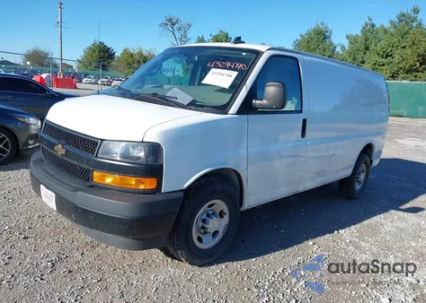 2022 Chevrolet Express Cargo Rwd 2500 Regular Wheelbase Wt from USA, damaged, VIN 1GCWGAFP6N1258797
